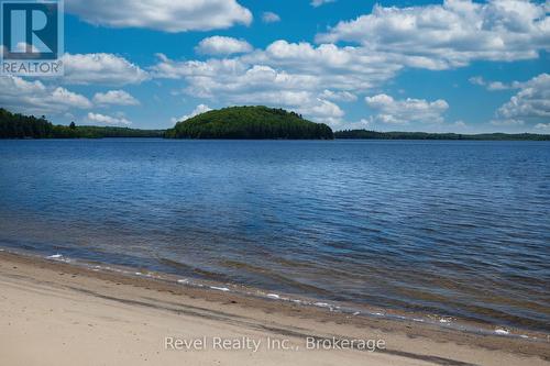 37 Willow Lane, Perry, ON 