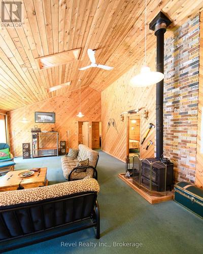 37 Willow Lane, Perry, ON 