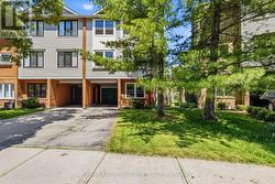 2355 STRAWFIELD COURT Oakville, ON L6H 6C1