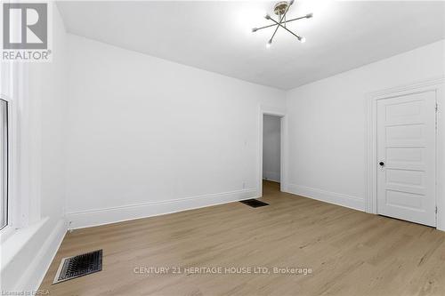 174-176 Darling Street, Brantford, ON 