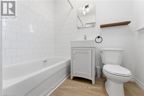 174-176 Darling Street, Brantford, ON 