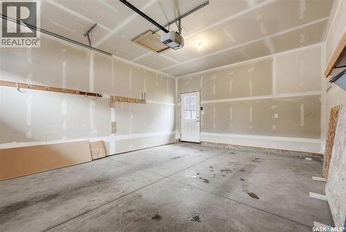 4348 Shaffer Street, Regina, SK - Indoor Photo Showing Garage