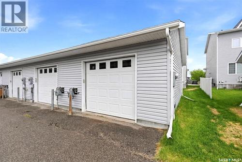 4348 Shaffer Street, Regina, SK - Outdoor With Exterior