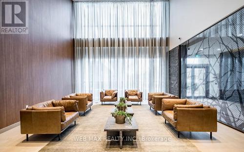 911 - 10 Deerlick Court, Toronto, ON - Indoor