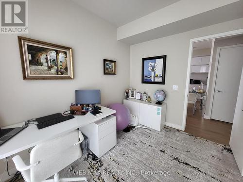 911 - 10 Deerlick Court, Toronto, ON - Indoor Photo Showing Office