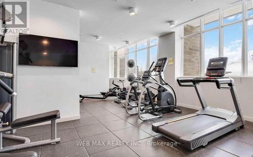 911 - 10 Deerlick Court, Toronto, ON - Indoor Photo Showing Gym Room