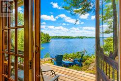 Enjoy beautiful long lake views - 
