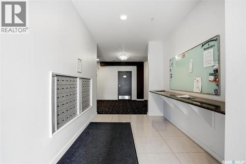 216 223 Evergreen Square, Saskatoon, SK 