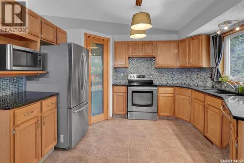 3312 Gloucester Bay, Regina, SK 