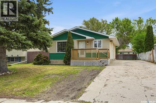 5929 McKinley AVENUE  Regina, SK S4T 6P5