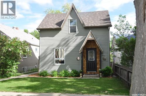 725 9Th Street E, Saskatoon, SK 
