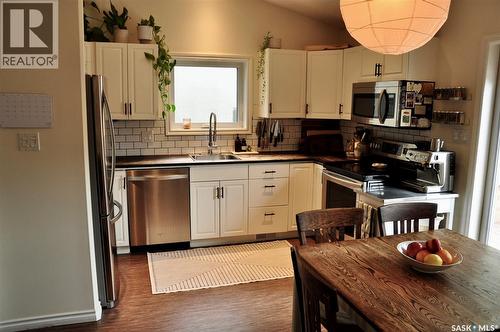 725 9Th Street E, Saskatoon, SK 
