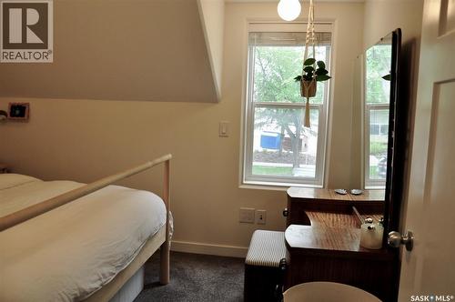 725 9Th Street E, Saskatoon, SK 