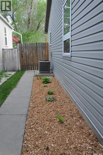 725 9Th Street E, Saskatoon, SK 
