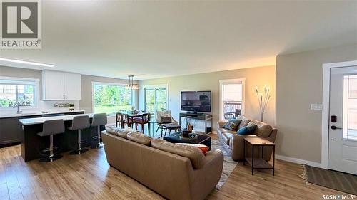 205 Ruby Drive, Coteau Rm No. 255, SK - Indoor Photo Showing Living Room