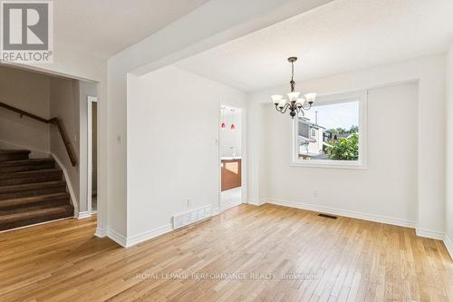 6 Gillespie Crescent, Ottawa, ON - Indoor Photo Showing Other Room