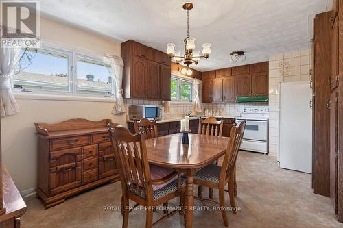 2184 Melfort Street, Ottawa, ON - Indoor Photo Showing Dining Room