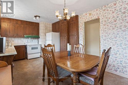 2184 Melfort Street, Ottawa, ON - Indoor