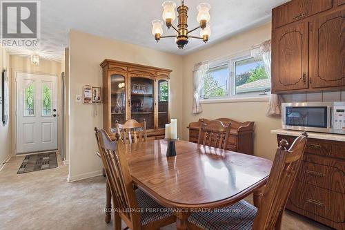 2184 Melfort Street, Ottawa, ON - Indoor Photo Showing Dining Room