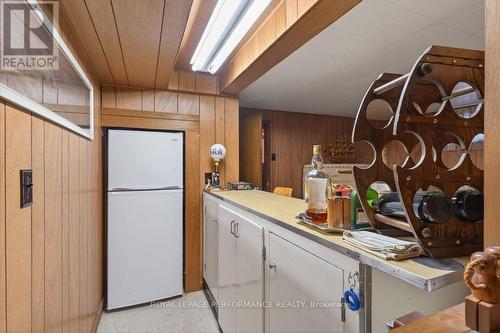 2184 Melfort Street, Ottawa, ON - Indoor Photo Showing Kitchen