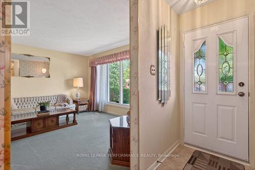 2184 Melfort Street, Ottawa, ON - Indoor