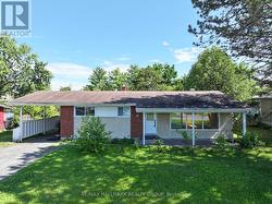 45 HILLIARD AVENUE  Ottawa, ON K2E 6B9