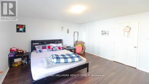 39 Chesapeake Crescent, Ottawa, ON 
