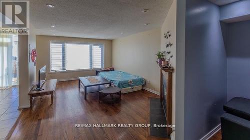 39 Chesapeake Crescent, Ottawa, ON 