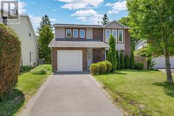 6202 RAVINE WAY Ottawa, ON K1C 2W4