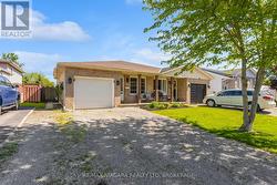 7 HILLCREST ROAD Port Colborne (Main Street), ON L3K 6B2