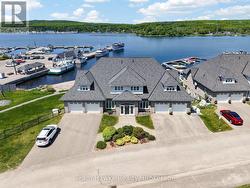 8 - 2 BECK BOULEVARD Penetanguishene, ON L9M 2J4