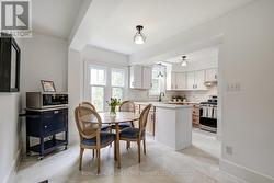 Eat In Kitchen - 