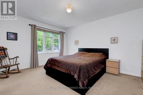 167 Duntroon Circle, Ottawa, ON - Indoor Photo Showing Bedroom