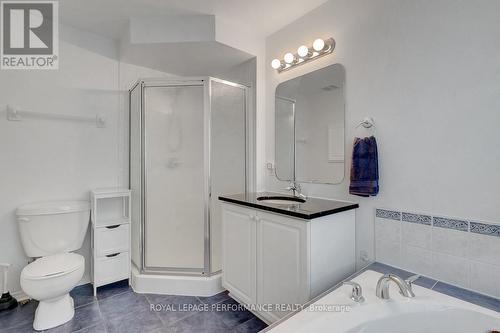167 Duntroon Circle, Ottawa, ON - Indoor Photo Showing Bathroom