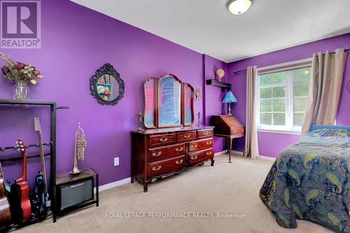 167 Duntroon Circle, Ottawa, ON - Indoor Photo Showing Bedroom