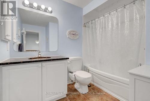 167 Duntroon Circle, Ottawa, ON - Indoor Photo Showing Bathroom