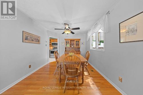 30 Biscayne Crescent, Ottawa, ON - Indoor Photo Showing Dining Room