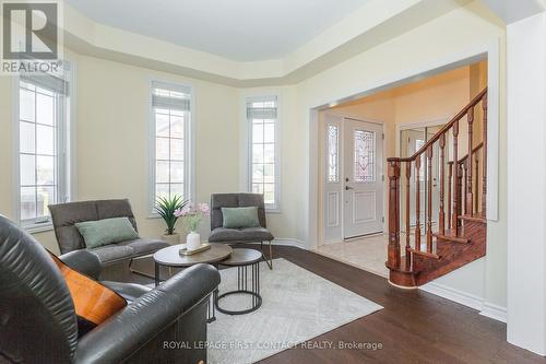 1 Griffin Gate, Barrie, ON - Indoor Photo Showing Other Room