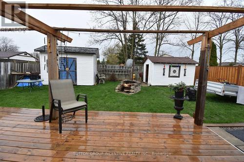 5 Lanark Crescent, St. Catharines, ON 