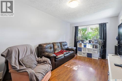 921 H Avenue N, Saskatoon, SK 