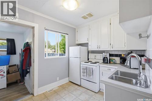 921 H Avenue N, Saskatoon, SK 