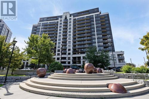 310 - 1070 SHEPPARD AVENUE W  Toronto, ON M3J 0G8