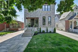 176 ALDERCREST ROAD Toronto, ON M8W 4J3