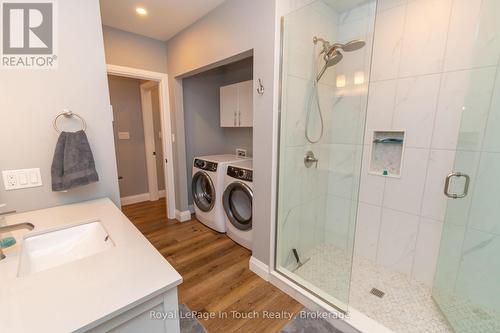 1388 Cedarpoint Road, Tiny, ON - Indoor