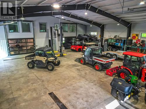 1388 Cedarpoint Road, Tiny, ON - Indoor Photo Showing Garage