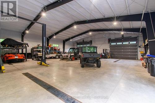 1388 Cedarpoint Road, Tiny, ON - Indoor Photo Showing Garage