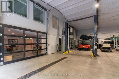 1388 Cedarpoint Road, Tiny, ON - Indoor Photo Showing Garage