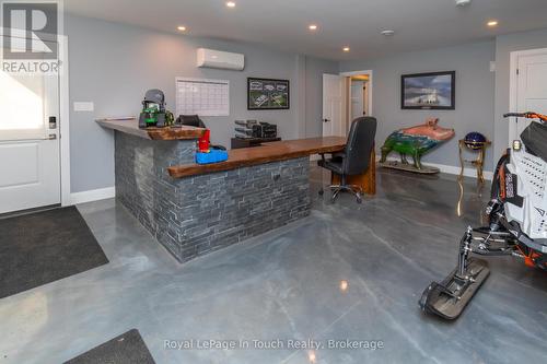 1388 Cedarpoint Road, Tiny, ON - Indoor Photo Showing Other Room