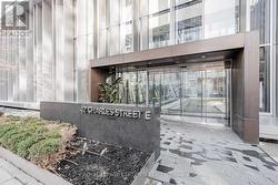 702 - 42 CHARLES STREET Toronto, ON M4Y 1T4