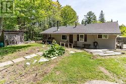 garden area off to side - 
